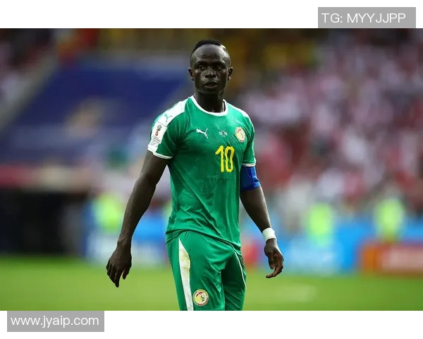 马内的足球之路：从塞内加尔小镇到世界顶级联赛的辉煌历程