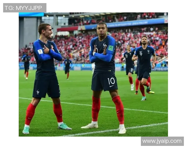 姆巴佩引领法国队重返巅峰之路赛场上的闪耀与未来的无限可能